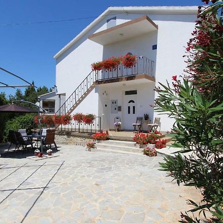 Apartments Stijak-Sorum Malinska Esterno foto